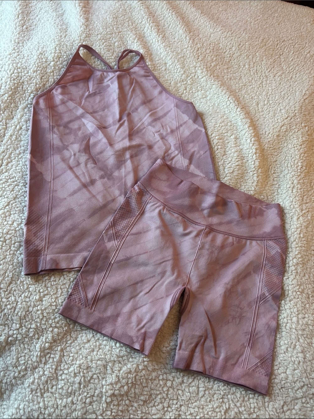 Girls All in Motion Size L (10/12) Athletic Set